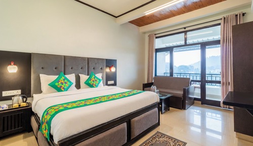 Deluxe room with Valley View