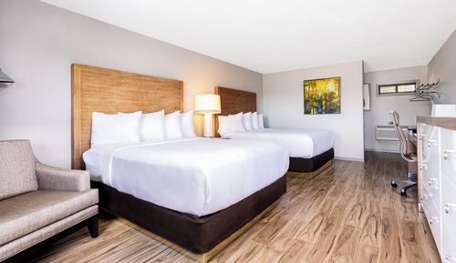 Tiki Motel Room 2 Queen Beds