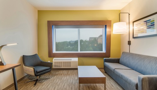 Suite, 2 camas de matrimonio (Additional Living Area)