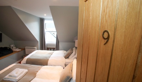 Habitación estándar con 2 camas individuales
