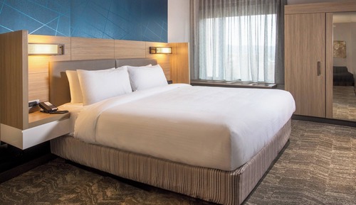 Suite, 1 cama de matrimonio grande (Hearing Accessible)