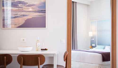 One Bedroom Apartment, Pool View