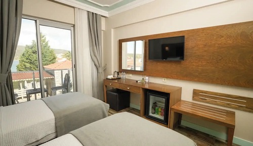 Superior Sea View Room