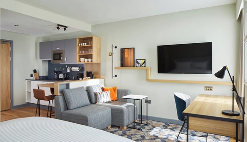 Estudio, 1 cama de matrimonio