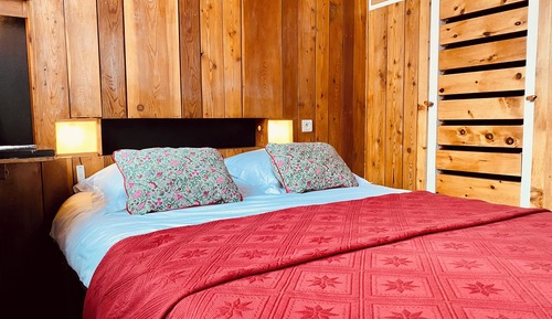 Habitación cuádruple familiar, vistas a la montaña