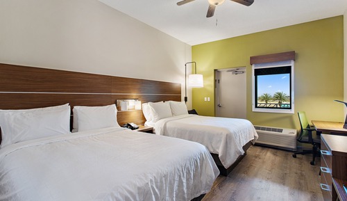 Habitación estándar, 2 camas de matrimonio, balcón