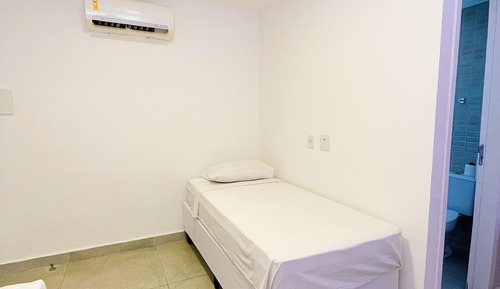 Habitación estándar con 2 camas individuales