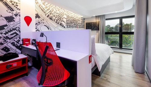 Standard 2 Bedroom Family Room