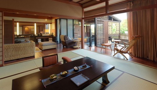 Suite de lujo (private hot spring, In-Room Dinner)
