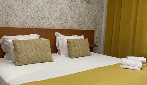 Suite Confort, baño privado, vistas al jardín