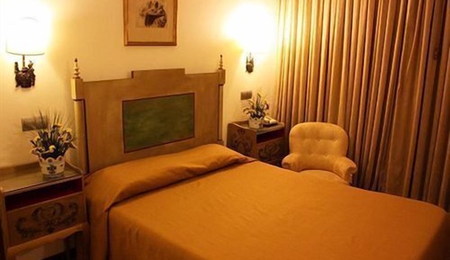 Habitación económica con 1 cama doble o 2 individuales