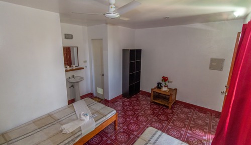 Standard Fan Room