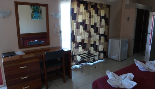 Habitación estándar, balcón, vistas parciales al mar