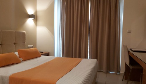 Habitación económica doble, vistas a la ciudad