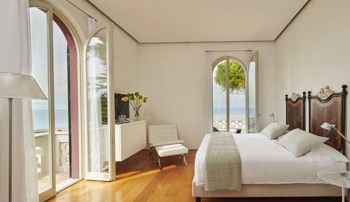 Suite ejecutiva, mirando al mar