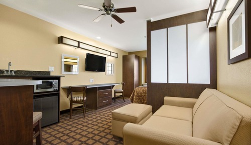Suite estudio, 1 cama de matrimonio, no fumadores (Mobility/Hearing, Tub w/Grab Bars)
