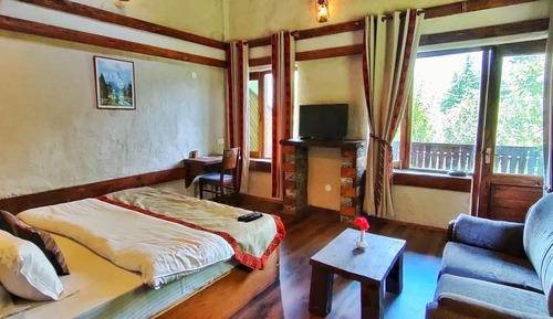 Kathkuni Cottage
