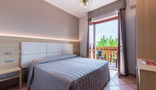 Habitación Deluxe con 1 cama doble o 2 individuales