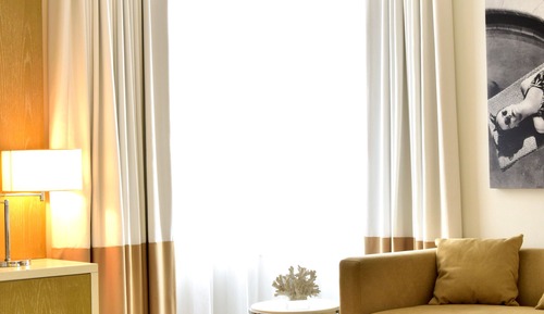Habitación Deluxe (King with Sofabed)