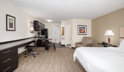 Suite, 1 habitación (1 King, Living and Dining Areas)