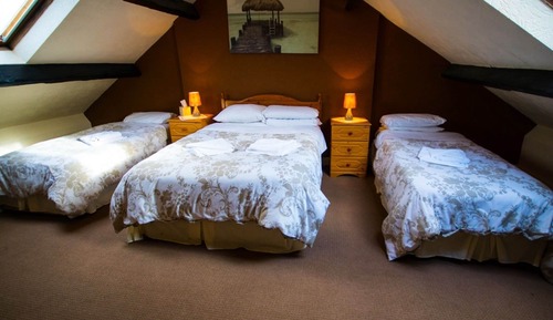 Habitación cuádruple estándar