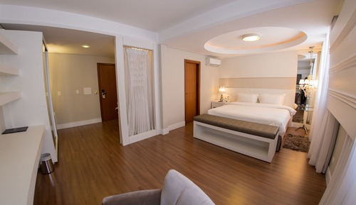 Suite, bañera de hidromasaje