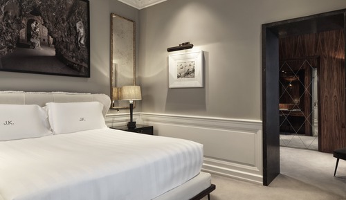Suite junior, balcón