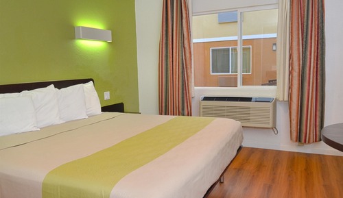 Habitación estándar, 1 cama de matrimonio grande, accesible para personas con discapacidad
