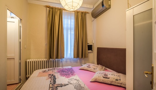 Habitación clásica doble, 1 cama doble, no fumadores, baño privado