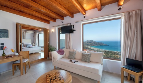 Casa tradicional, bañera de hidromasaje, vistas al mar