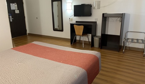 Habitación estándar, 1 cama de matrimonio, accesible para personas con discapacidad, no fumadores