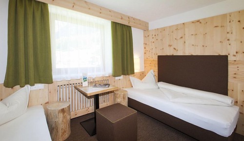 Habitación estándar con 2 camas individuales, no fumadores