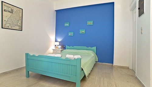 Studio, Sea View