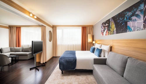 Suite, 1 cama de matrimonio con sofá cama