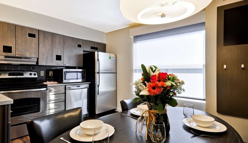 Suite, 2 habitaciones (Trio, 1 King, 2 Queen Beds & Sofabed)