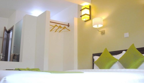 Habitación superior con 1 cama doble o 2 individuales