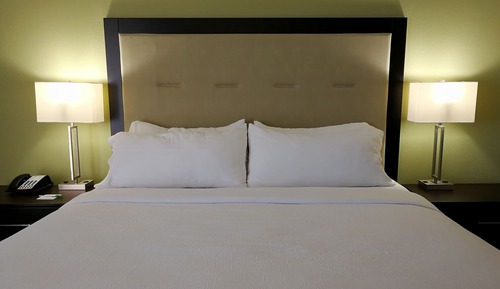 Habitación estándar, 1 cama de matrimonio grande con sofá cama, vistas a la bahía (High Flr)