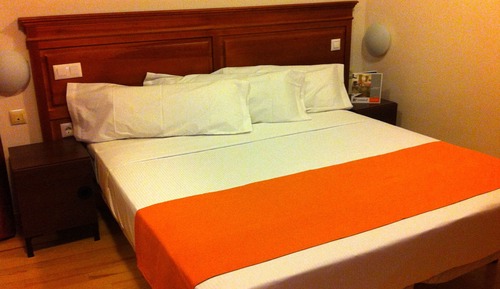 Habitación superior con 1 cama doble o 2 individuales