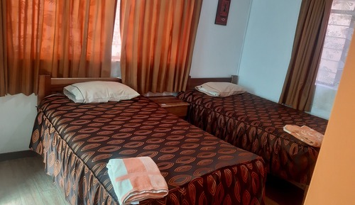 Habitación estándar con 2 camas individuales