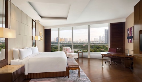 Suite ejecutiva, 1 cama doble, no fumadores, balcón (1 King Bed, Lake View)