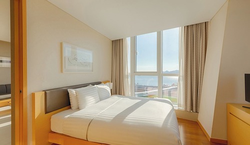 Tower Suite (Standard/Double)