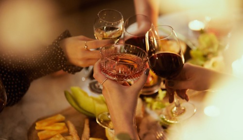 [SolSol PKG] Hotel Deluxe Suite(Clean/Standard/Double) - 1 bottle of wine+Sauna for 2