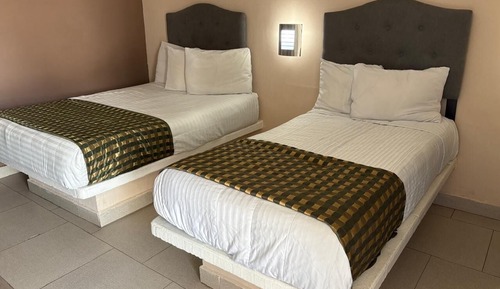 Habitación cuádruple estándar