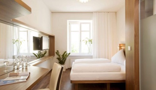 Habitación estándar con 1 cama doble o 2 individuales