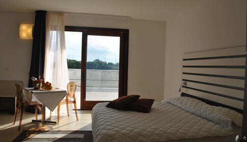 Habitación Deluxe con 1 cama doble o 2 individuales