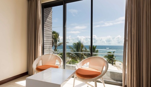 Habitación superior, frente a la playa
