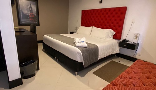 Habitación estándar doble, 1 cama de matrimonio grande
