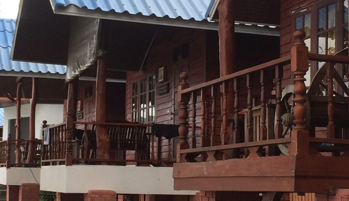 Superior Seaview Bungalow