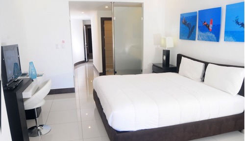 Estudio junior, 1 cama de matrimonio grande, vistas al mar