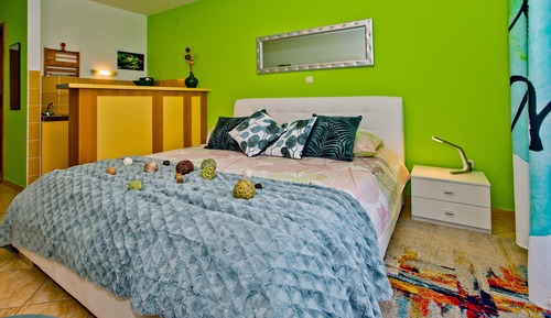 Premium Studio Suite, Terrace, Partial Sea View (Escape to Nature)